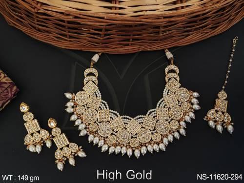 kundan-jewellery-beautiful-designer-party-wear-necklace-set-
